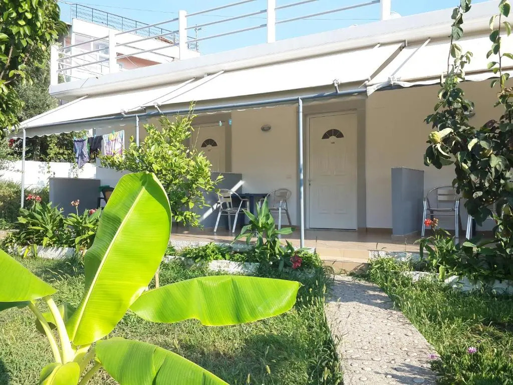 Yard Paradise Rooms