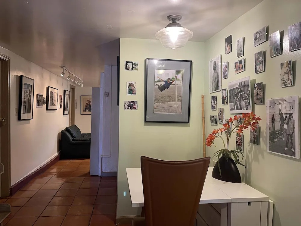 B-Loves Guest House