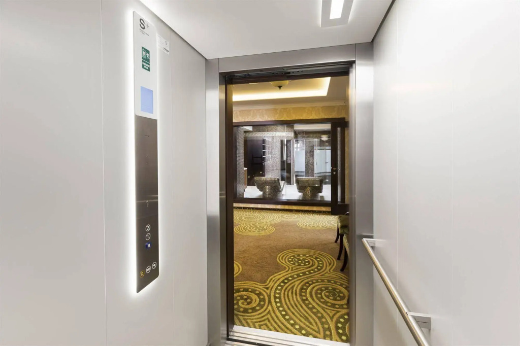 Hotel Dvorana