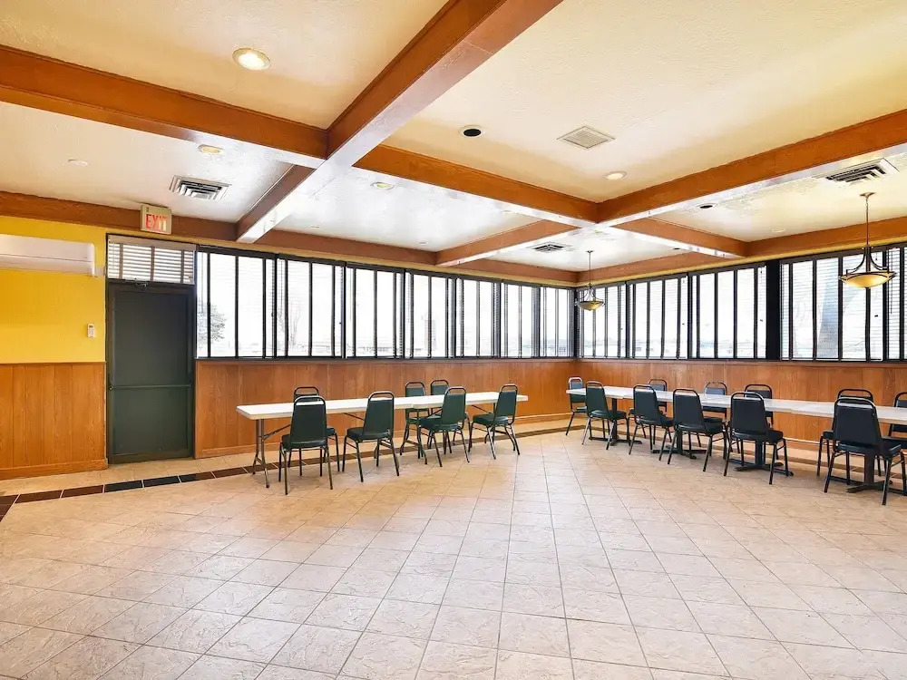 Grand Prairie Hotel