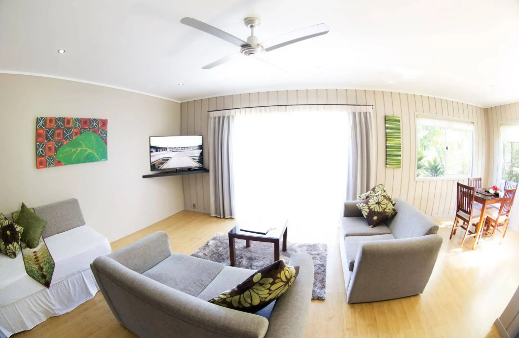 Broad Leaf Villas