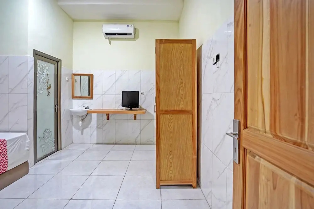 OYO Life 91884 Kost Kusuma Dewi Syariah