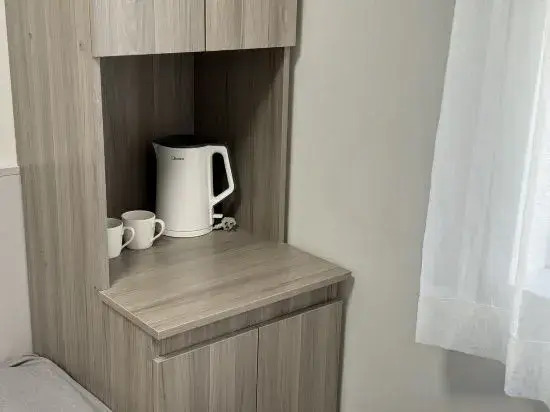 Houmujia Apartment (Shanghai Shaanxi South Road Subway Station Store)