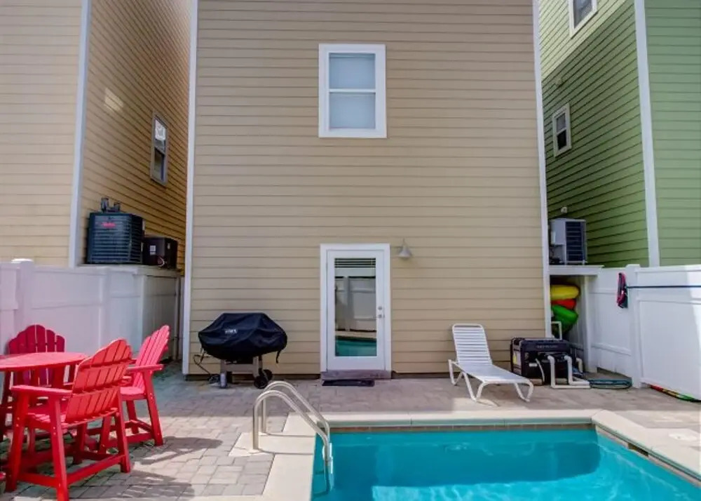 5414 Gulf Drive by Forehand Rentals