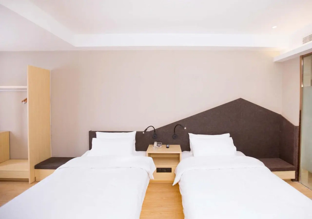 ibis Styles Jingdezhen Cidu Avenue Hotel