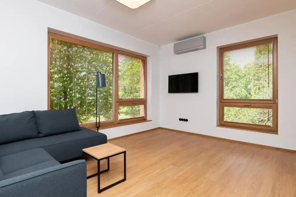 Self-check-in 3 bedroom apartment with sauna and balconies