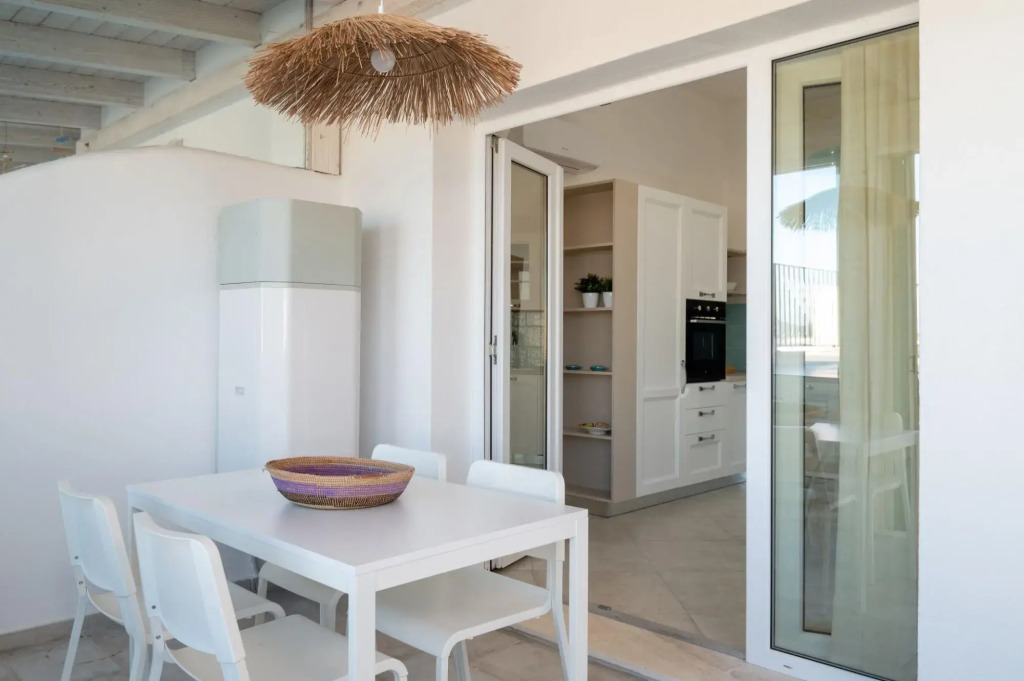 Apartment with 1 bedroom, 1 bathroom, living room divided between the dining area with open kitchen-LE DUE DUNE