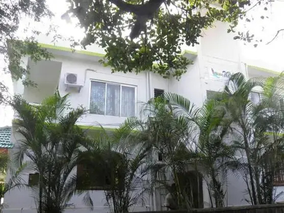 The Crib Hotel