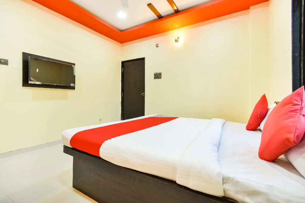 OYO Flagship 61327 Hotel Manish Inn