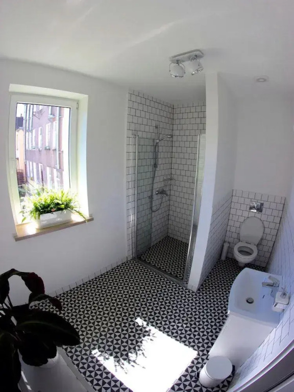 Honey Den Hostel