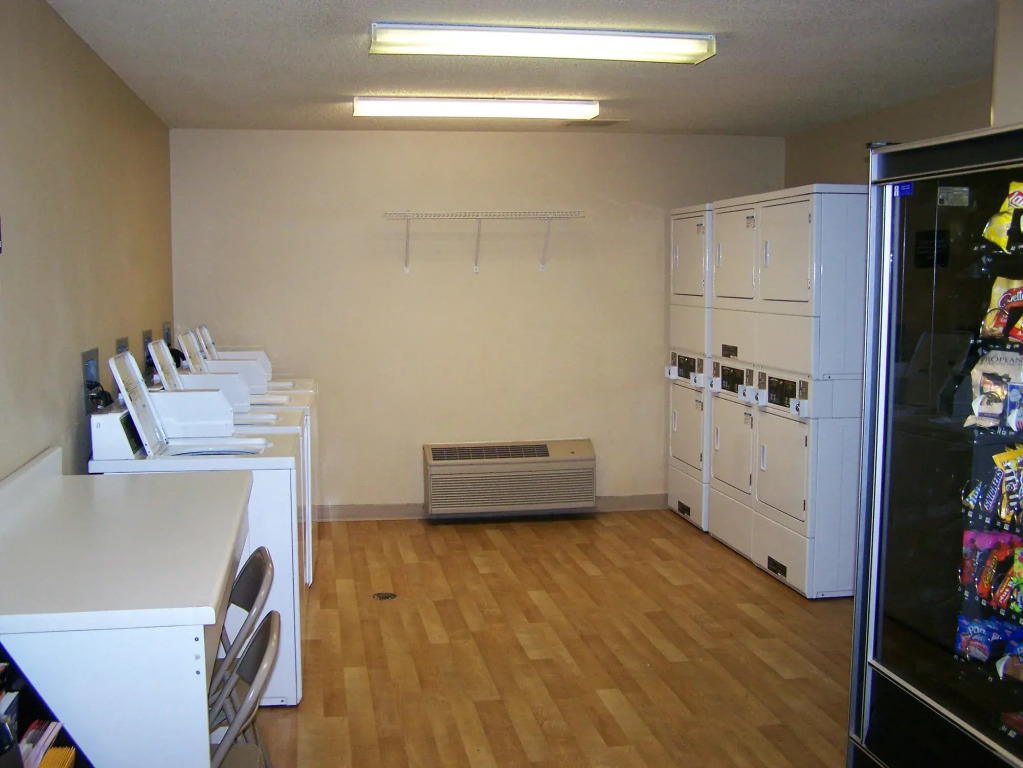 Extended Stay America Suites - Minneapolis - Maple Grove