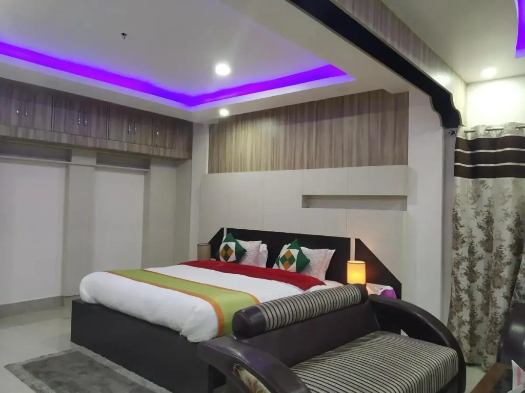 Ziro Palace Inn