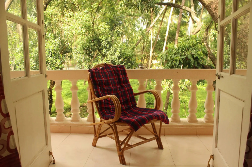 OYO 9277 Studios Near Candolim Beach