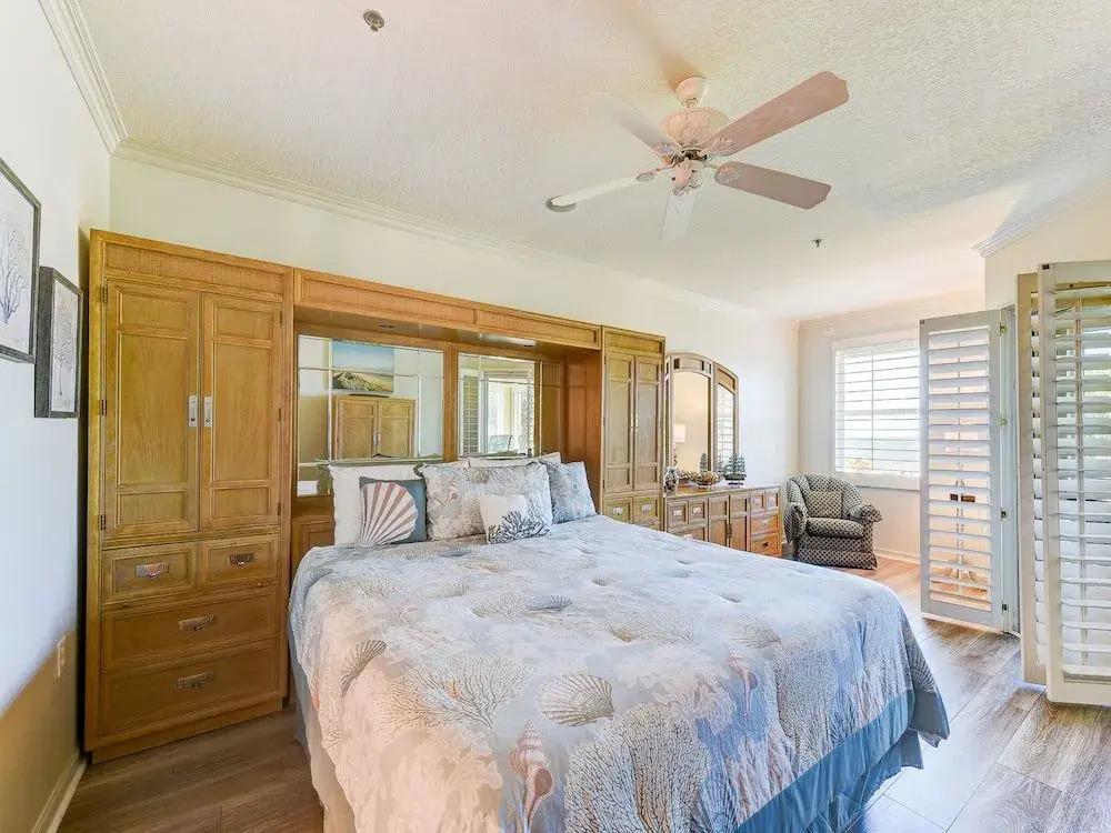 South Beach Club 205 by Distinctive Beach Rentals
