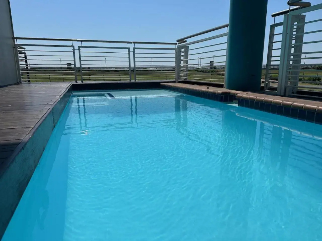 Durban Beach Front SPECTACULAR OCEAN VIEWS - 3 BED