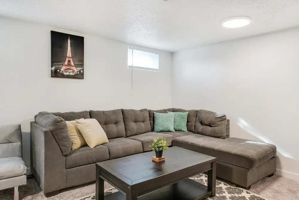 Quiet Getaway, Modern Kitchen and Foosball Table