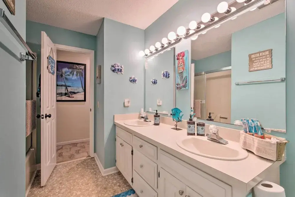 Topsail Beach Oceanfront Oasis w/ Stunning Views!