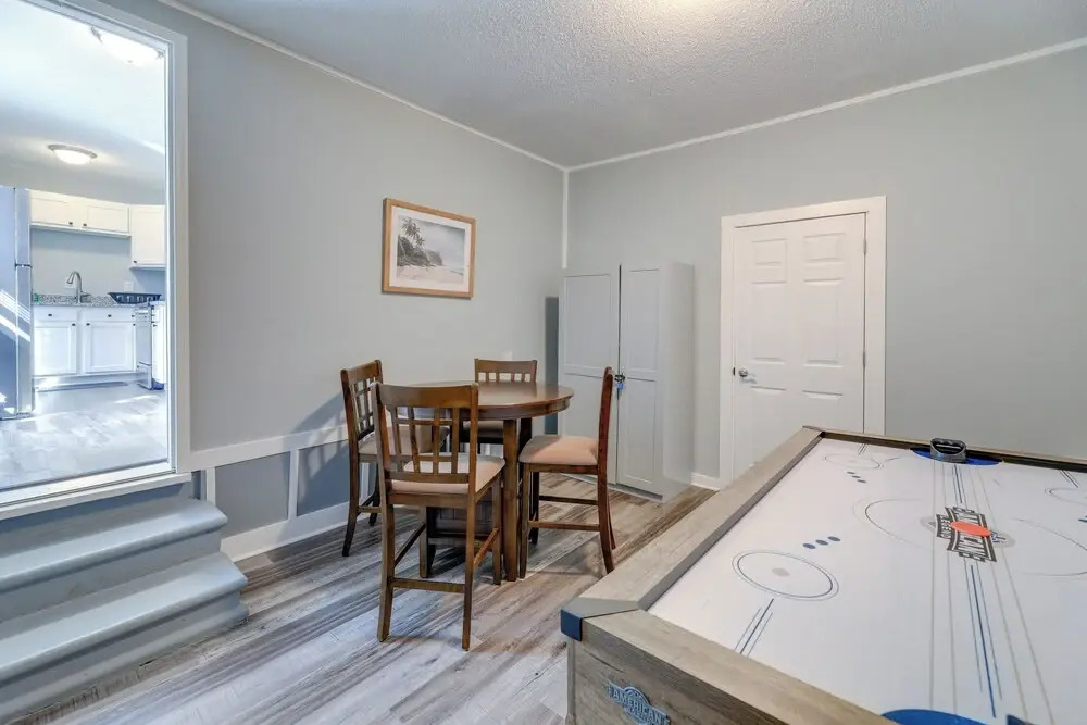 New Bern Abode w/ Yard ~ 2 Mi to Neuse River
