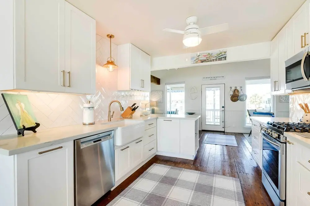 < 1 Mi to Ocean: Water-view Home in Jamaica Beach