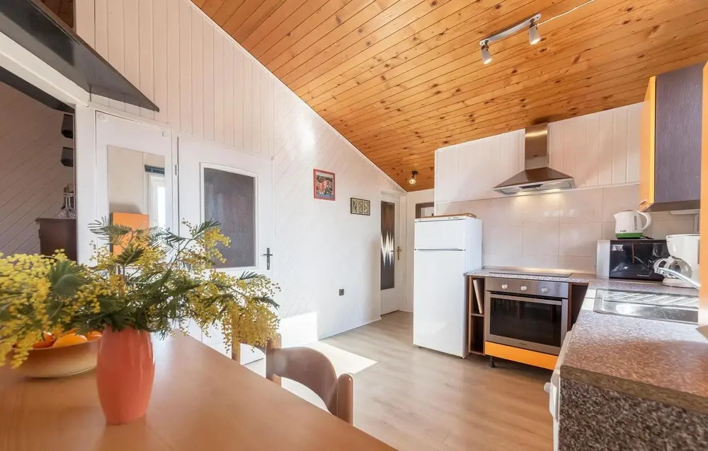 Stunning Home in Fazana With Wifi and 3 Bedrooms