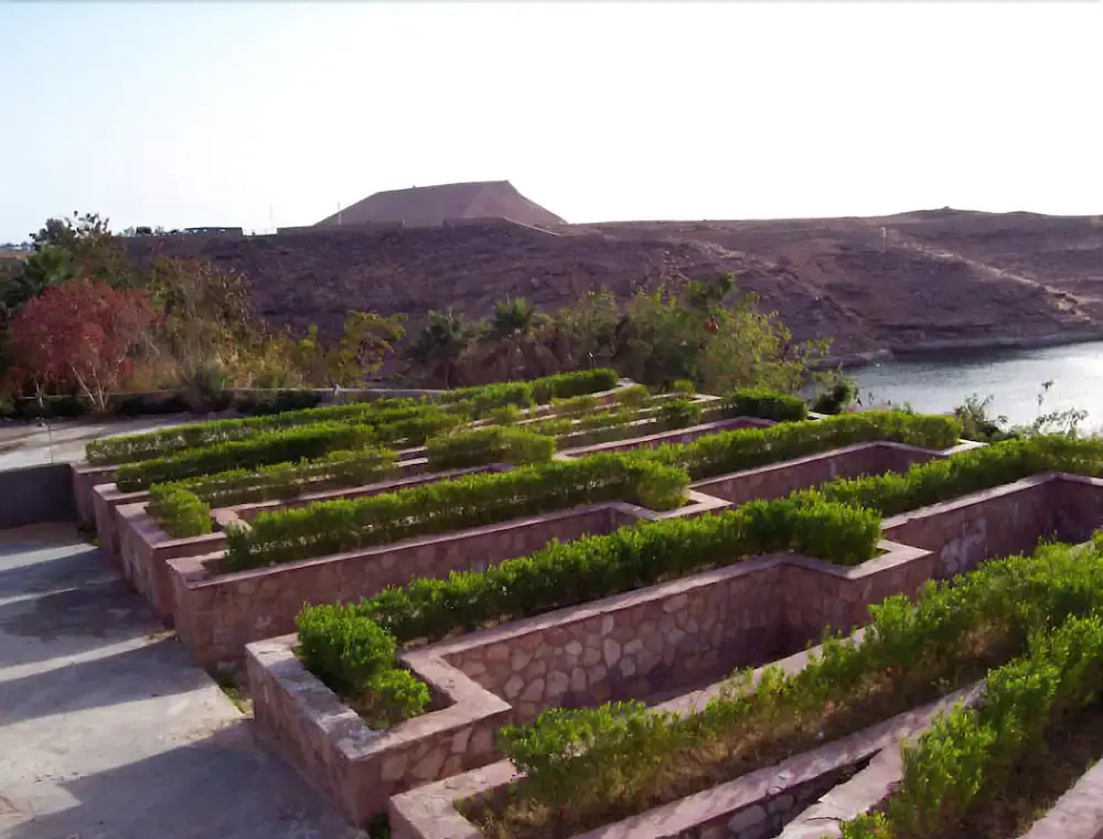 Retac Abu Simbel Nefertari Hotel