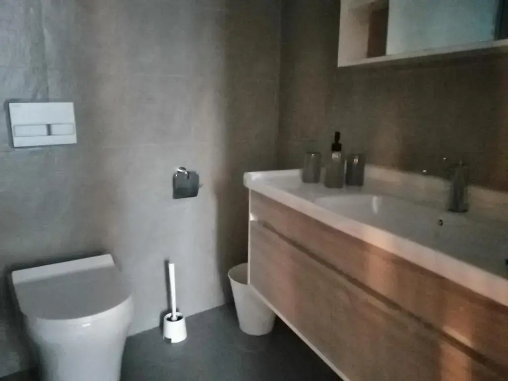 JVC Elegant and Cozy 1 Bedroom Apartment