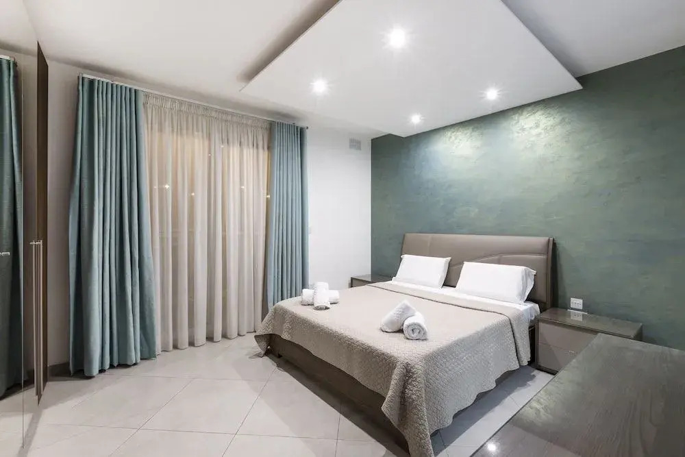 Brand NEW 3bed-hosted by Sweetstay