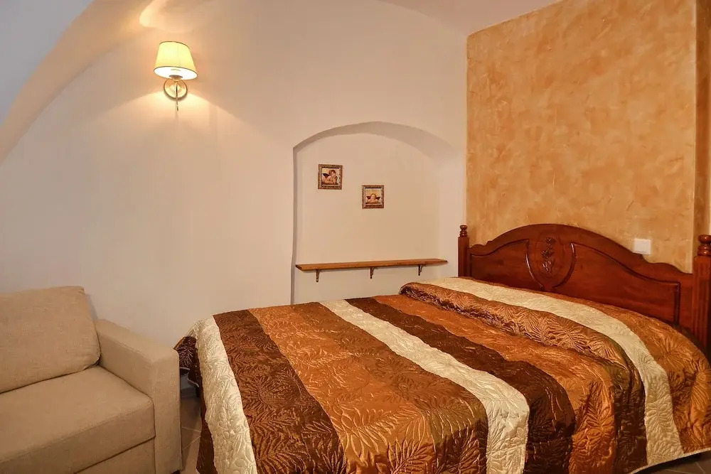 Rentida Studios