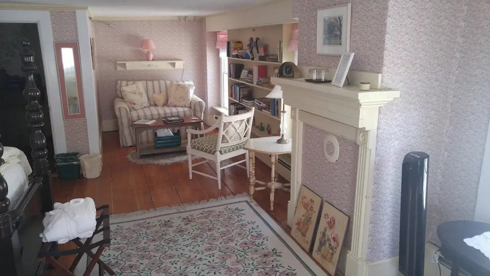 The Harpswell Inn