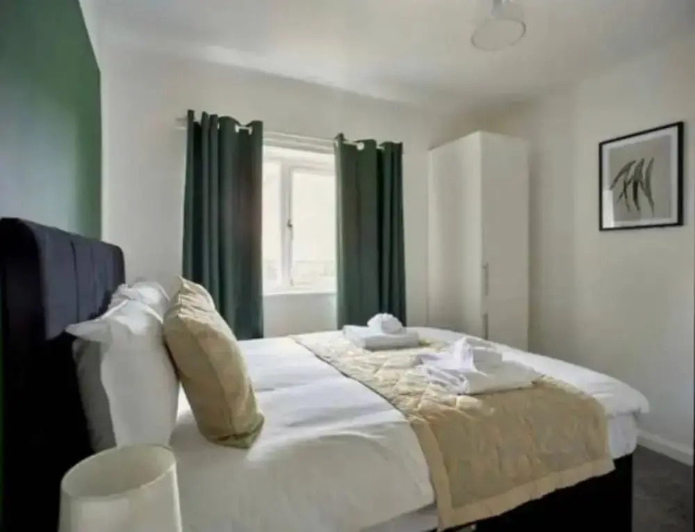 Cosy 3Br House With Fireplace & Private Garden