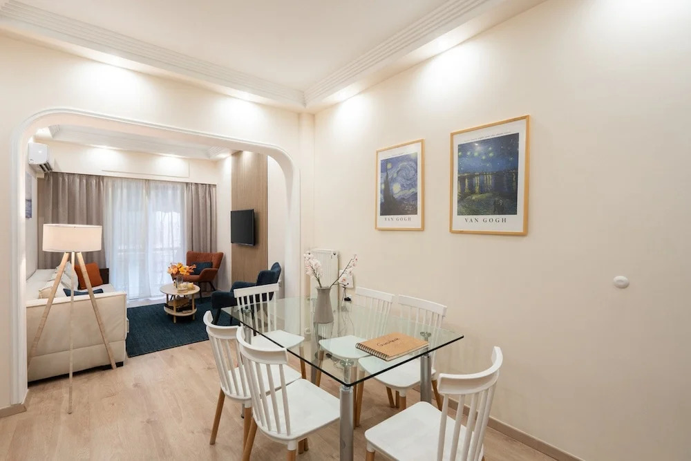 LIV - Vintage Acropolis Apartment