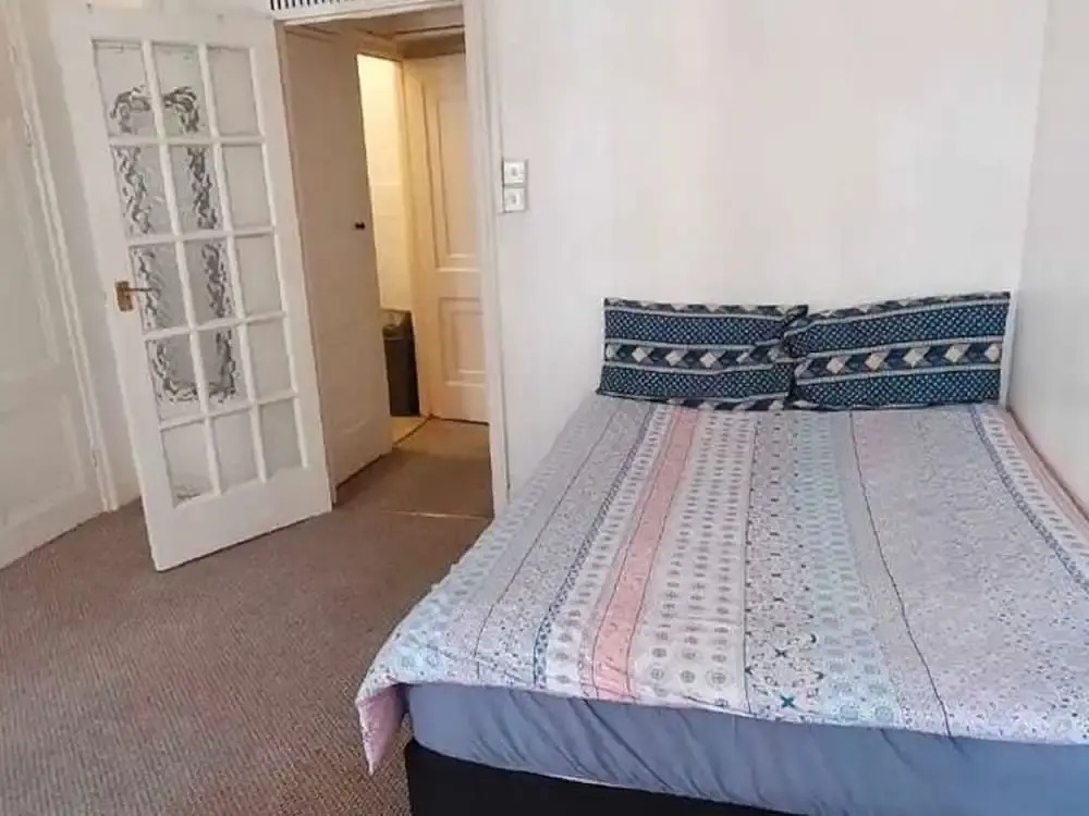 Classy Apartment in London near Hyde Park & Charing Cross