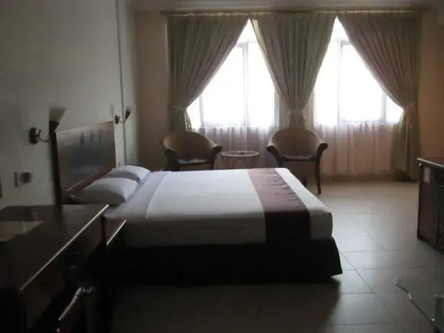 Grand Park Hotel