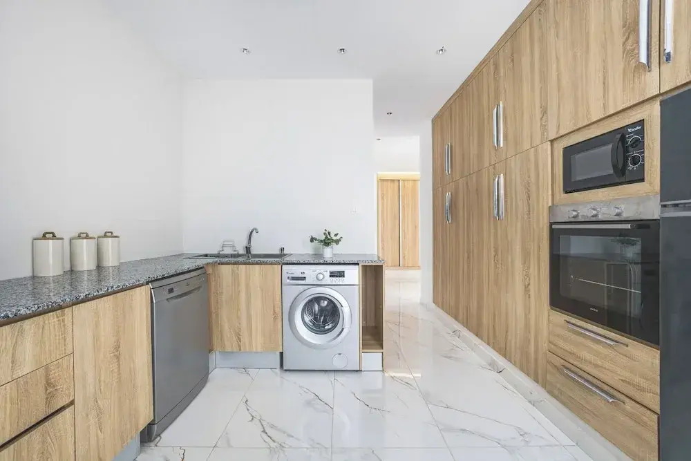 Appartement coquet de 3 pièces à Birkhadem