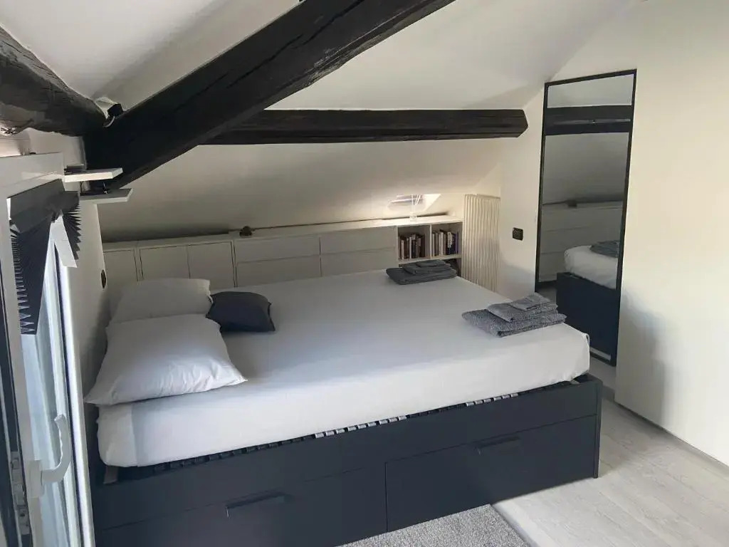 Loft Rooftop in Como - 3 Terraces, Park, Ac, Bbq