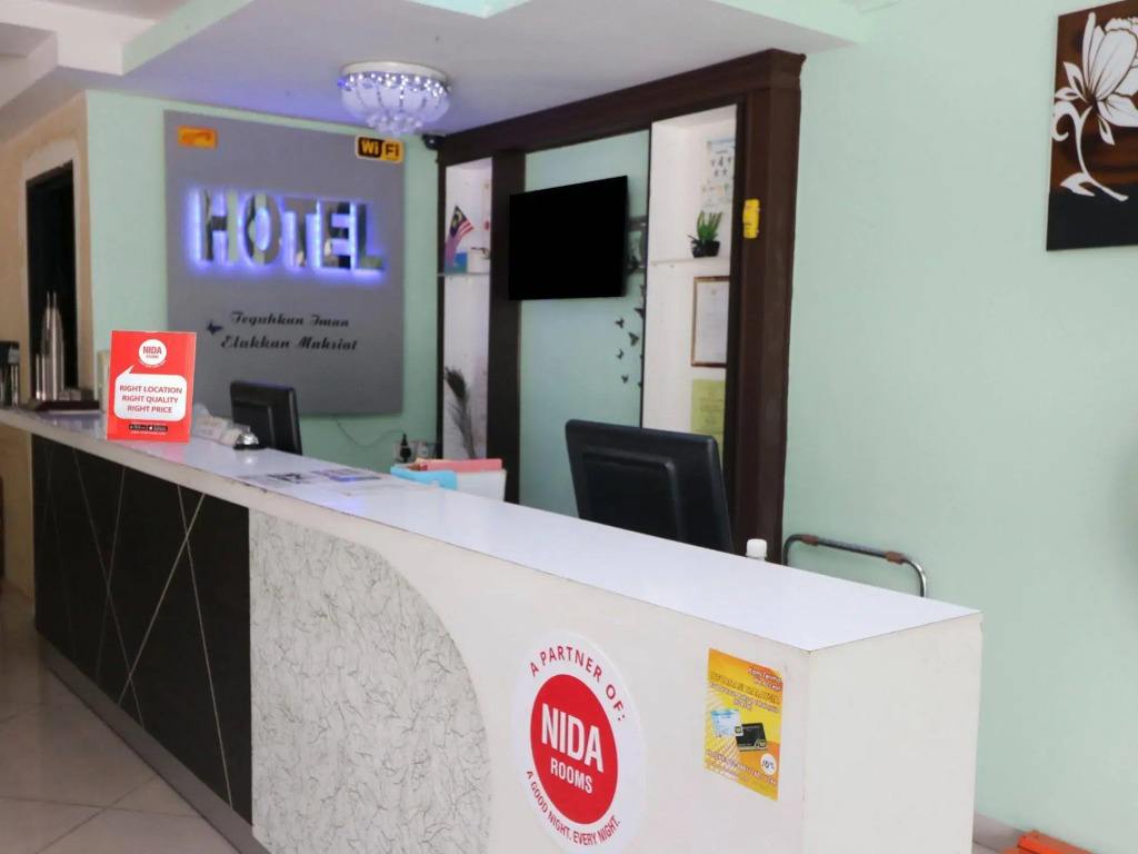 Veenai Hotel