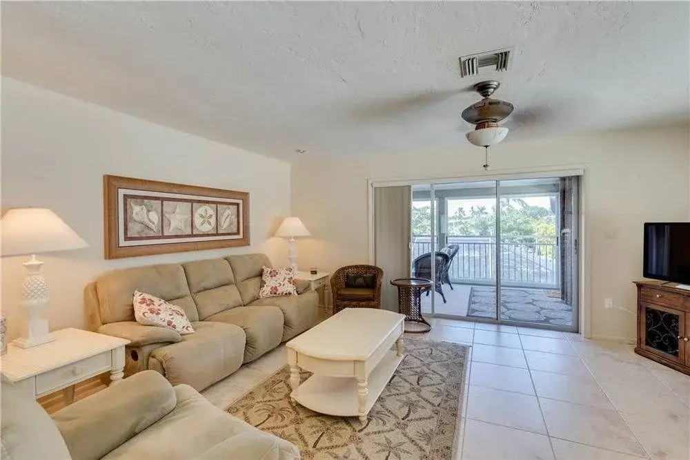 Island Oasis 3 Heated Pool 3 Br Home by RedAwning