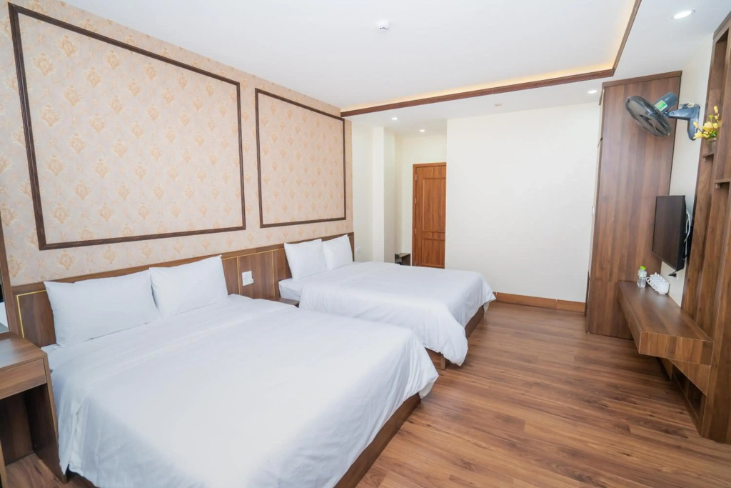 Khách sạn Hoàng Yến