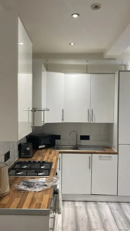Cozzy 1-bed Apartment in Liverpool St & Shoreditch