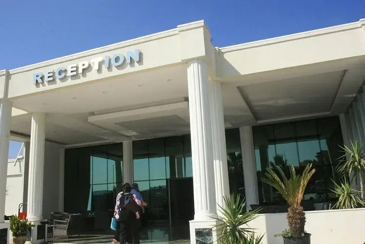 Holiday & Leisure Club