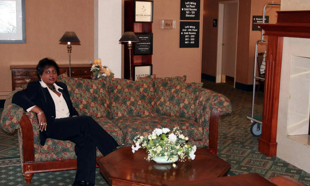 Hampton Inn & Suites Newport News-Airport - Oyster Point Area
