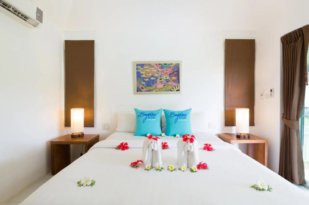Phi Phi Bayview & Premier Resort