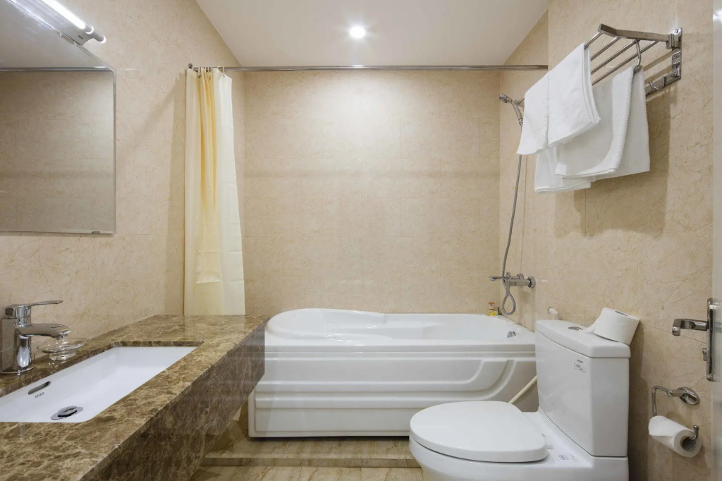Vien Dong Hotel 2