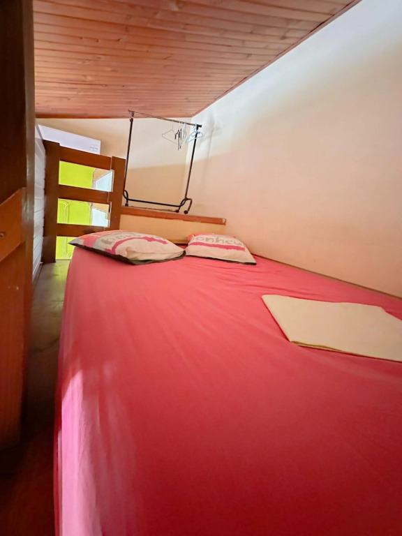 Studio avec vue sur la ville balcon et wifi a Fort de France a 1 km de la plage