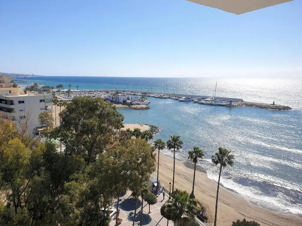 Skol 617 Beachfront Two-bedrooms Duplex With Sea Views