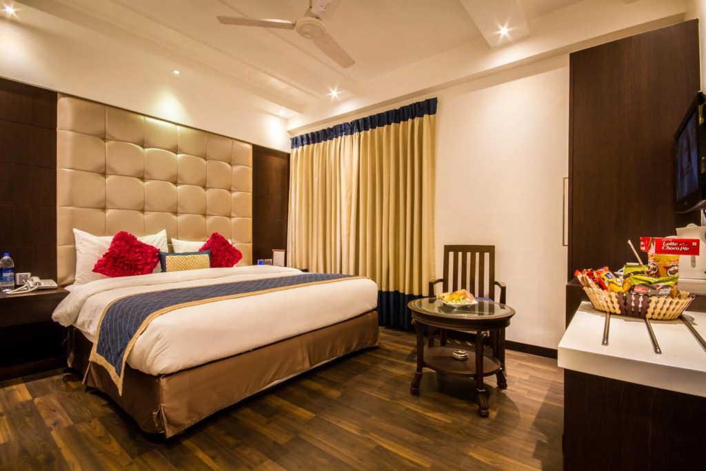 Hotel Grand Godwin -Near Connaught Place, New Delhi- Free Airport Pick-Up