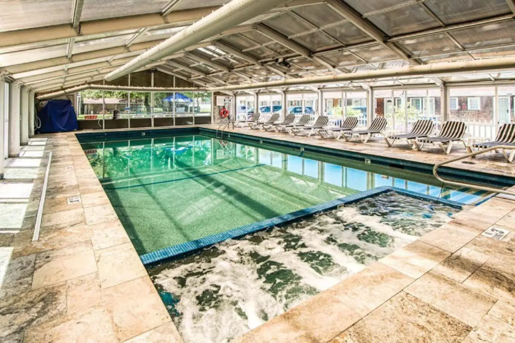 Cape Winds Resort