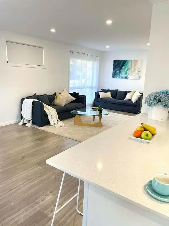 Rye By The Sea - Stunning 2BR House Seconds From The Ocean With Fast WIFI