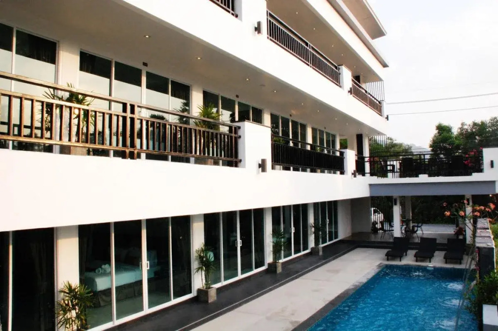 Amin Resort
