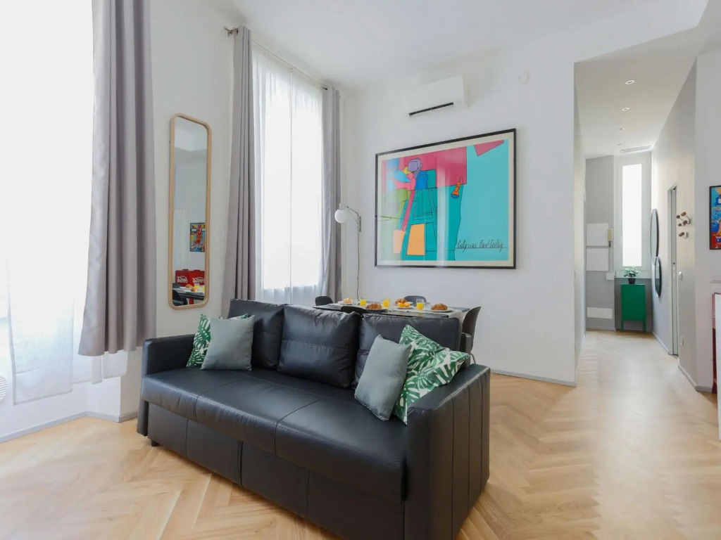 The Best Rent - Colorful apartment Milan City Center